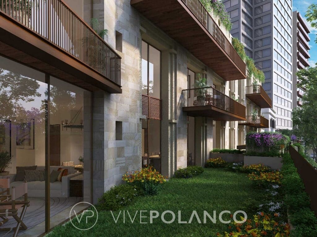 Fachada del desarrollo Elysee Campos Eliseos mostrando balcones de madera y jardines privados en Polanco