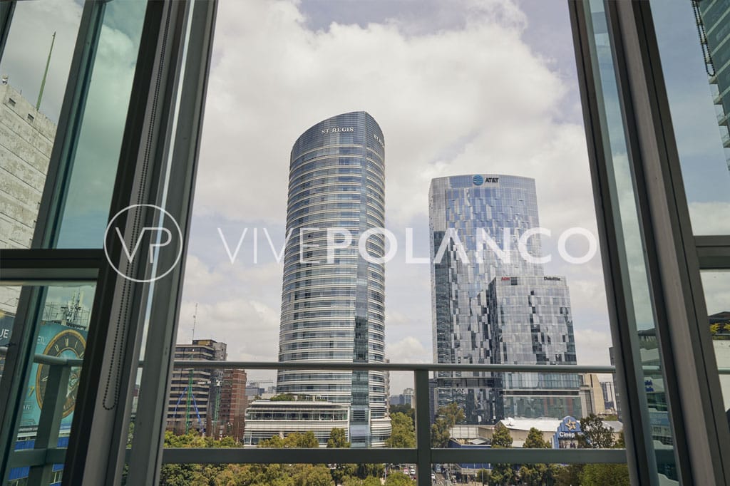 Lujoso Penthouse de 2 Niveles con Vistas Impresionantes en la Ciudad de México