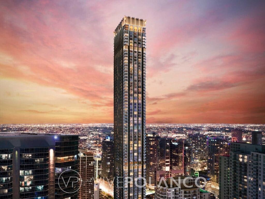 Rascacielos 888 Brickell de Dolce & Gabbana en Miami, fachada moderna iluminada al atardecer con vista urbana en 888 Brickell Miami, Polanco