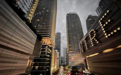 Apartamentos en Brickell para Inversionistas Extranjeros: Zonas, Precios y ROI 2025