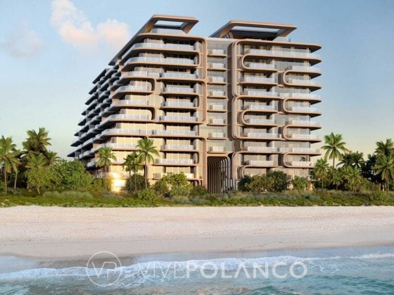 Edificio residencial contemporáneo con balcones curvos frente a playa tropical con palmeras en Delmore Miami, Polanco