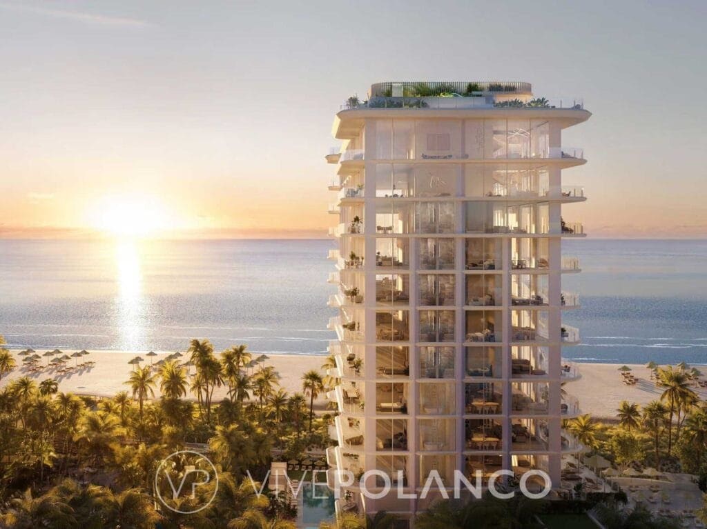 Vista aérea de The Ritz-Carlton Residences Miami Beach, rascacielos frente al mar con terrazas en Ritz Carlton South Beach, Polanco