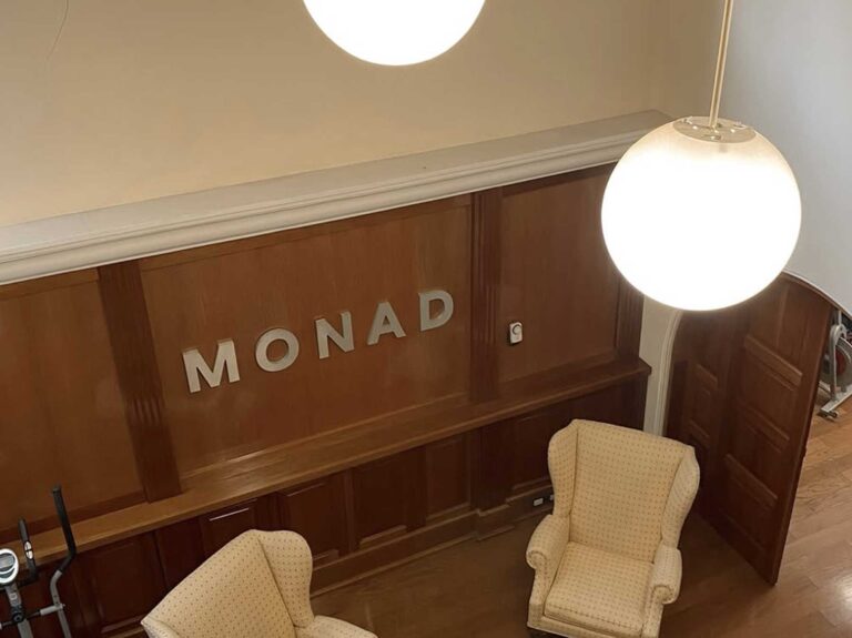 monad studio lobby 768x575