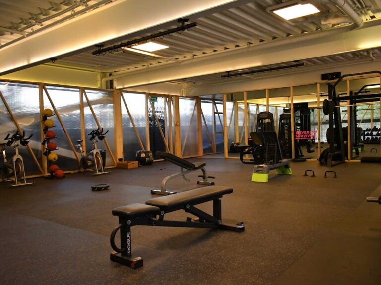 everest wellness center 1 768x575