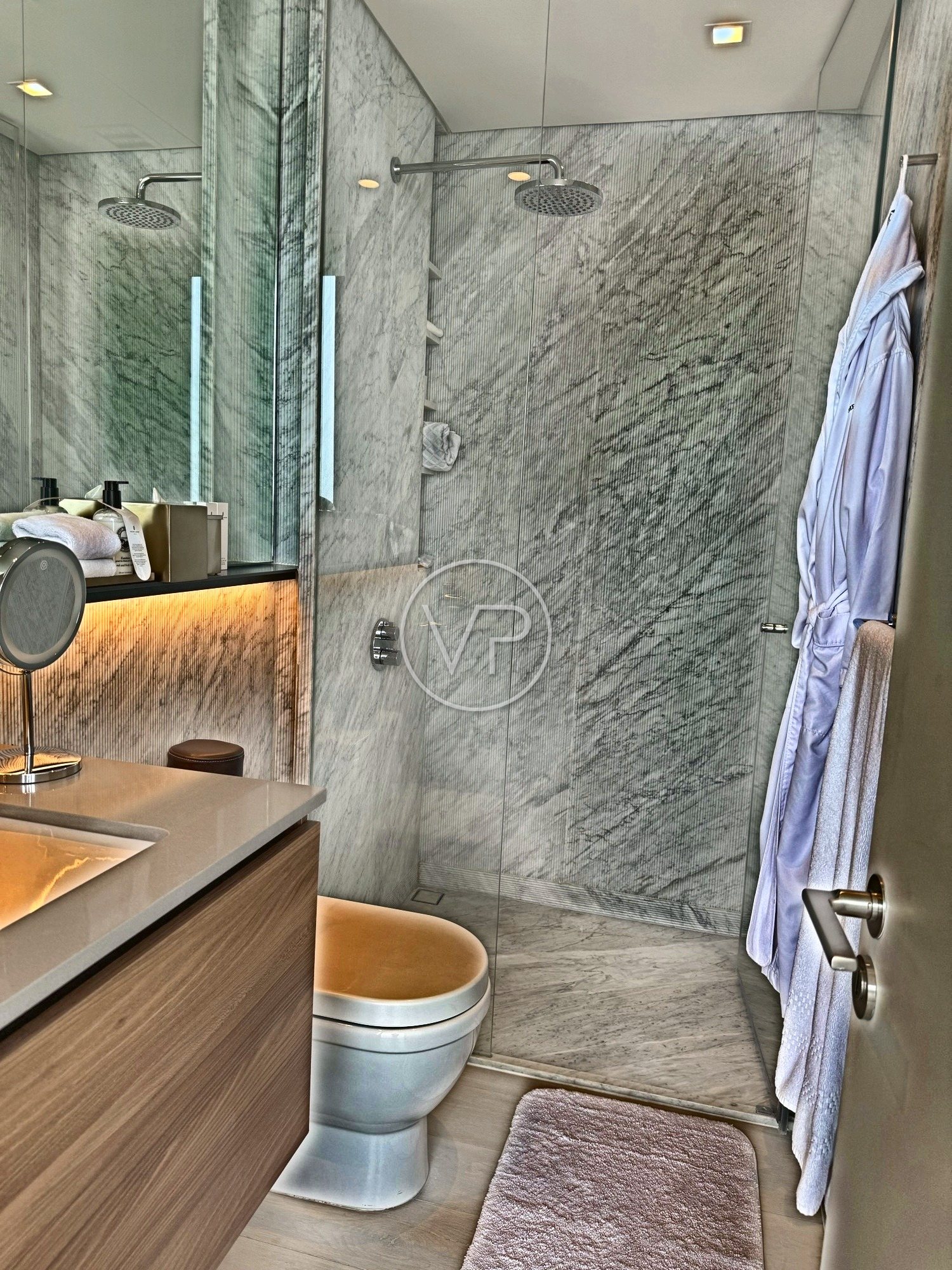 Baño completo, Residencia 5404 en renta, The Ritz-Carlton Residences, Mexico City